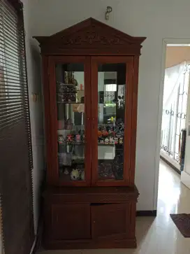 Lemari kaca jati ( dijual cepat)
