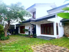 DISEWAKAN RUMAH TINGGAL, BISA UNTUK KANTOR KAWASAN PEJATEN BARAT