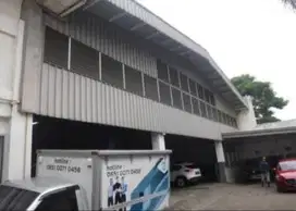 Dijual Kantor ex Showroom di Jatinegara barat