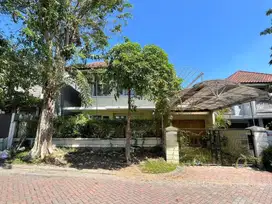 RUMAH HITUNG HARGA TANAH SAJA DI PERUMAHAN ELITE GRAHA FAMILY