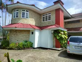 Villa, Desa Tugu, Cisarua, Puncak Bogor.
