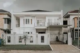 Dijual rumah siap huni cluster depan Sentul city