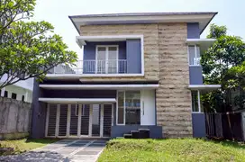 Dijual rumah view gunung cluster depan Sentul city