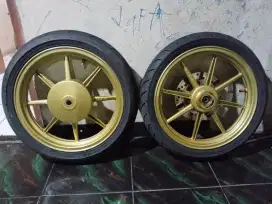 VELG VROSSI UNTUK KELUARGA MATIC YAMAHA