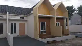 Rumah siap huni. legalitas SHM. lokasi strategis. keamanan 24jam