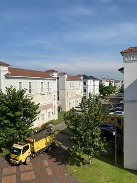Rumah 1M-an KT 4 Siap Huni di  Vanya Park