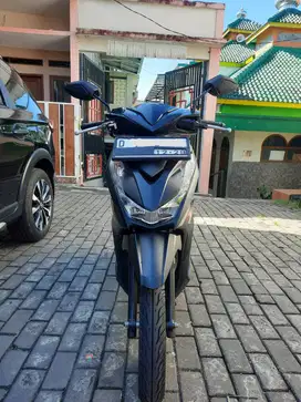 Honda Beat Deluxe CBS-ISS 2023