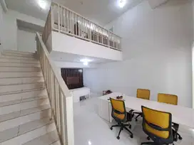 For Rent Kantor 97 m2 di SOHO Pancoran, Furnish, Ekonomis. Hrg Nego