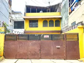RUMAH JL KARANG ANYAR BUTUH UANG COCOK UTK KOST DAN OL SHOP