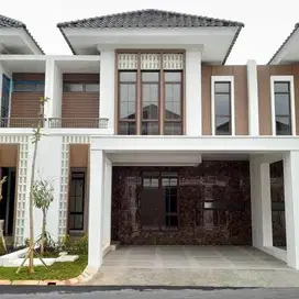 Rumah Mewah Readystock 2 Lantai di Pusat Kota Karawang