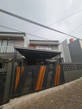 Rumah Cantik Minimalis Siap Huni di Ciputat