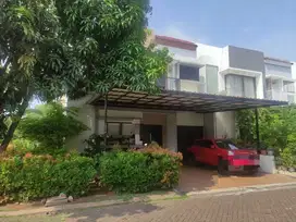 Rumah Hoek Cantik Cluster Alamanda di Jakarta Garden City