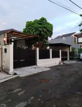 Rumah Siap Huni di Bintaro Sektor 2