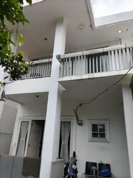 Dijual Rumah Bagus Tarumanegara Ciputat