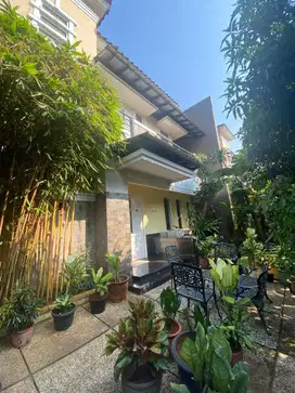 Dijual Rumah Siap Huni di Raffles Hills Cibubur Dekat TSM Cibubur