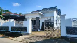 Dijual rumah full perabot daya listrik 3500watt