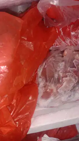 1 kg Daging sapi dan 2kg kambing