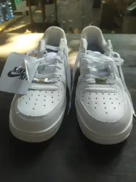 SEPATU SPORT DAN GAYA SIZE 43
