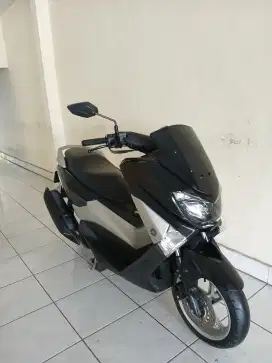 YAMAHA NMAX TAHUN 2016 PAJAK HIDUP SURAT LENGKAP UNIT LENGKAP STANDAR