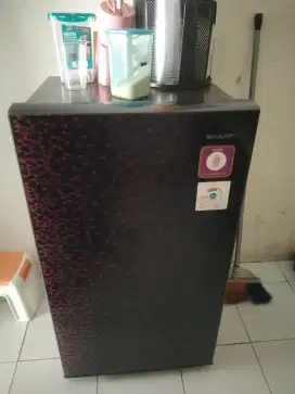 Sharp Kulkas 1 Pintu Merk Ternaru
