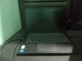 Lenovo v14 g2 itl 12/256gb