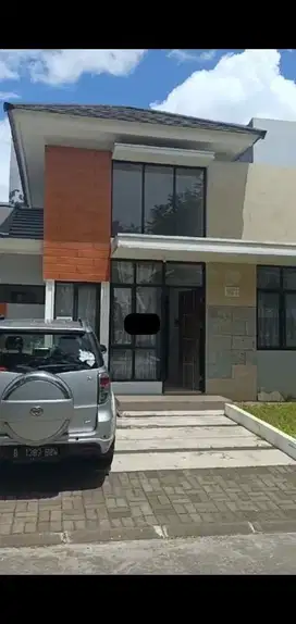 Dijual rumah 1 1/2 lantai di bundaran 5 citra raya tangeran