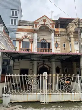 Dijual Villa Komplek The Mansion Jl. Gaperta Ujung
