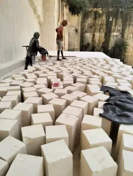 batu kumbung/umpak
