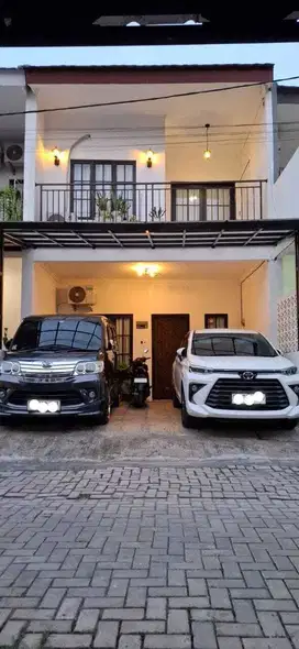 Rumah townhouse strategis kota bekasi dekat tol stasiun Jakarta timur