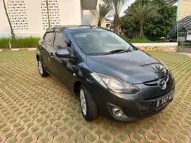 Mazda 2 2011 Bensin
