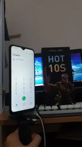 Infinix hot 10s 4/64 GB