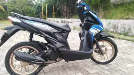 Honda Beat sporty cbs iss super istimewa warna biru hitam