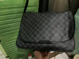 Tas laptop 14-15 inc jinjing LV