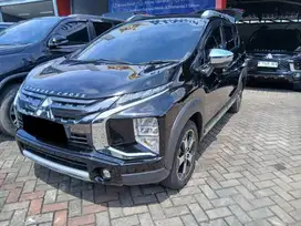 Tdp 30 jt nego XPANDER CROSS PREMIUM PACKAGE 1.5 AT 2021 HITAM SEGER