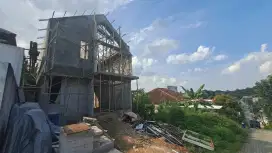 tengah kota dua lantai SHM furnish manyaran semarang