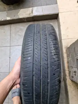 Ban Bridgestone Techno 185/65R15 (masih tebal)