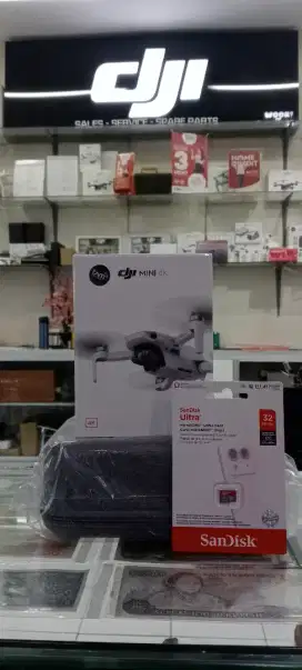 Drone dji mini 4k basic+tas+sd card