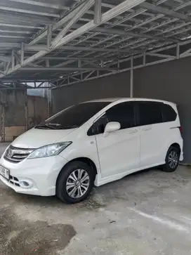Honda Freed 2012 Bensin