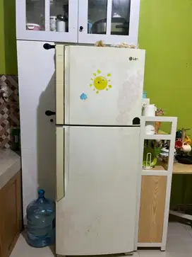 KULKAS LG GN-M492CPC