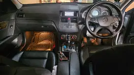 Mercedes-Benz C200 2011 Bensin