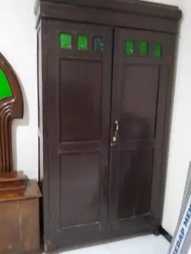 Lemari Kayu Jati