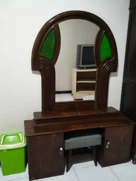 Meja rias kayu jati