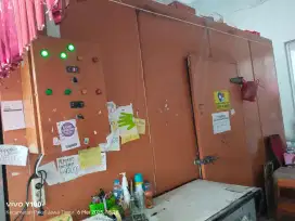 Dijual Lengkap Pendingin & Kontainer