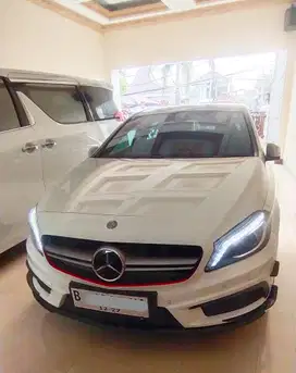 MERCEDES A45 AMG AT W176 CBU LIKE NEW !