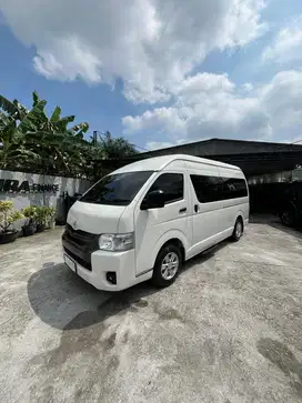 Hiace commuter 3.0 2023 manual Km 48 Ribuan