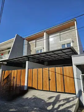 Dijual 2 unit rumah New Gress Jl.Rungkut Asri Utara