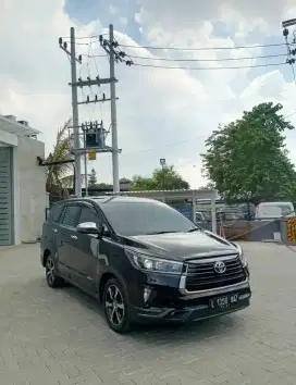 Toyota Kijang Innova 2.4 Venturer Solar Matic