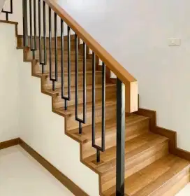 Reling tangga kayu Borneo