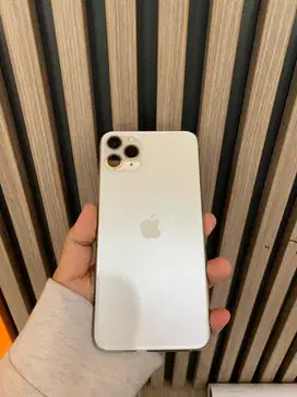 IPHONE 11 PM INTER