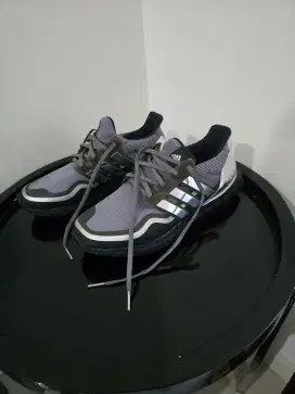 Adidas Ultraboost Metallic Silver, Size US 10